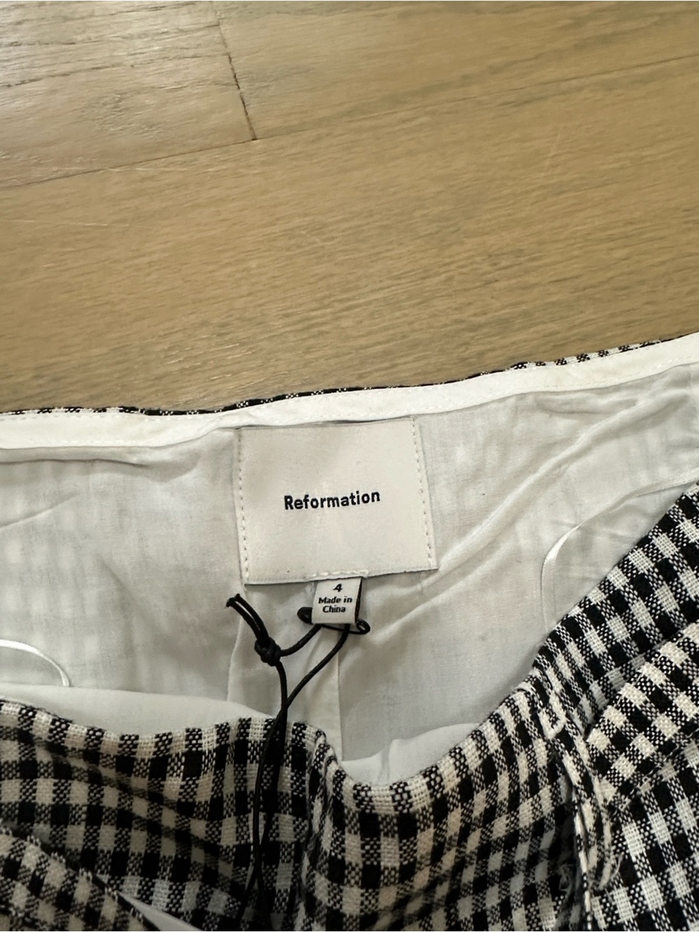 Reformation Rory Mini Skirt - Picture 3 of 5